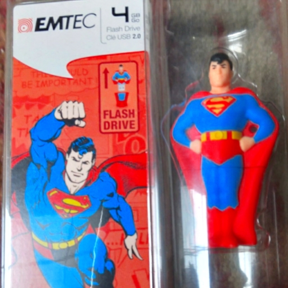 Superman Flash Drive